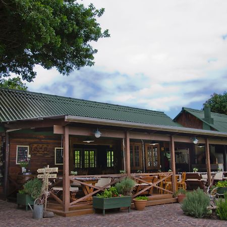 Blackwaters River Lodge, Книсна Екстериор снимка